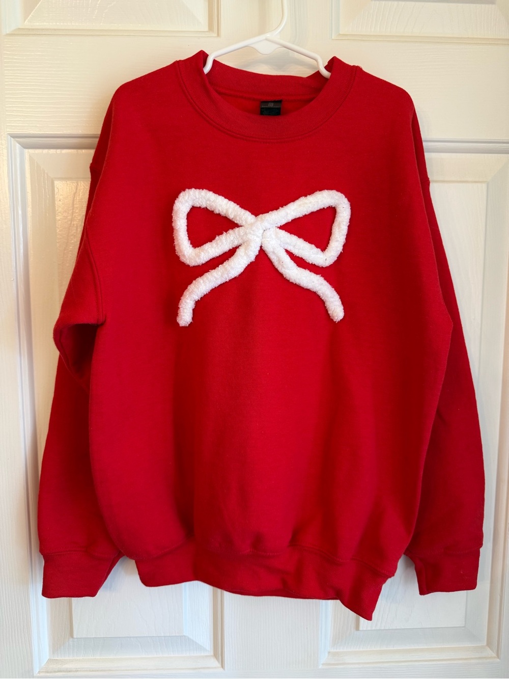 Gildan Red Sweatshirt with White Bow Accent